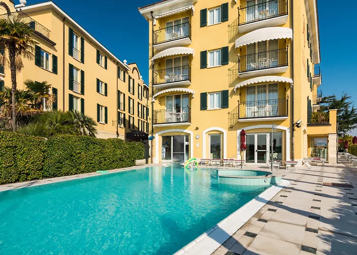 Sirmione TermeAlbergo